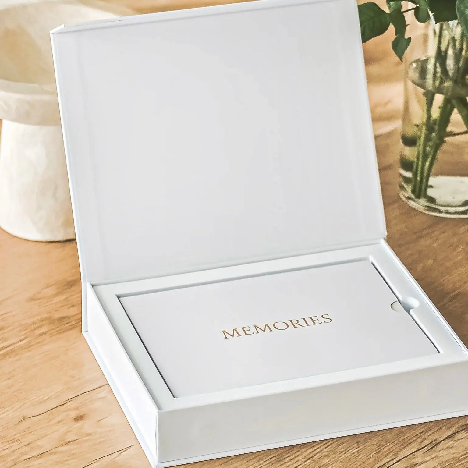 The Ultimate Wedding Memory: Playable Video Album martyli.com